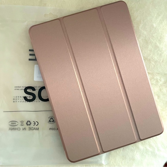 iPad Pro 11 Rose Gold Case - Picture 1 of 6